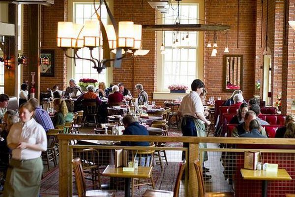 COMMON MAN INN AND RESTAURANT CLAREMONT (Claremont)